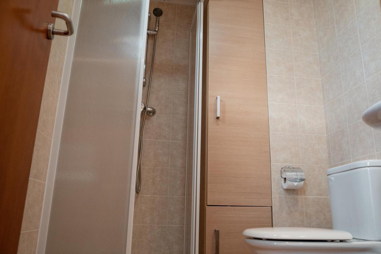 Apartamentos La Llum Alicante Bagian luar foto