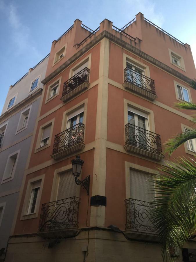 Apartamentos La Llum Alicante Bagian luar foto